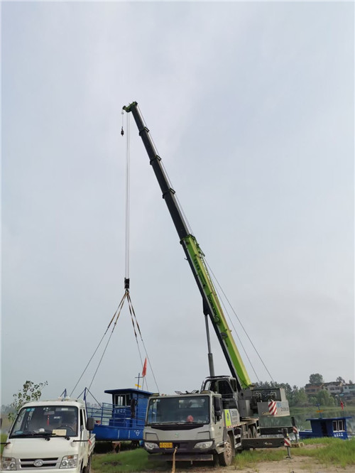 哈密市桥梁建设吊装案例